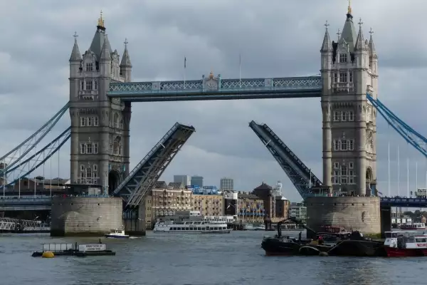 Tower Bridge